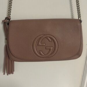 Gucci Soho Dusty Pink Chain Shoulder Leather Bag with Tassel